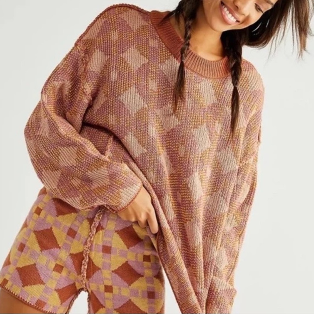 Free People Malibu matching set XL reversible sweater + shorts